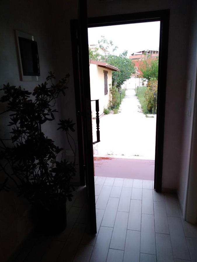 Rosilienza Suites Private Spa, Patio Garden Free Trasfer To & From Airport Ф'юмічіно Екстер'єр фото