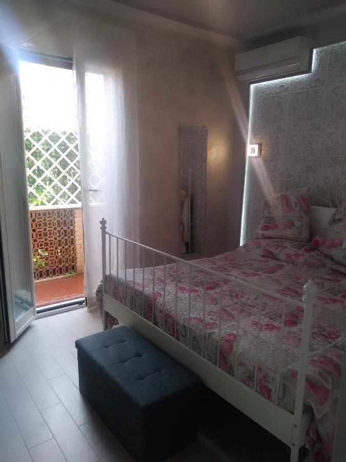 Rosilienza Suites Private Spa, Patio Garden Free Trasfer To & From Airport Ф'юмічіно Екстер'єр фото