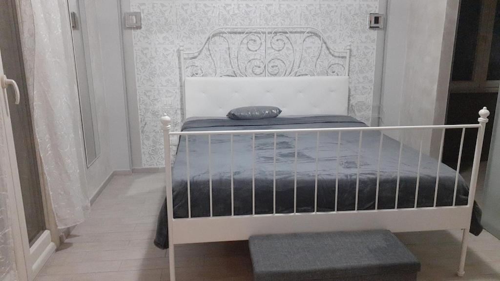 Rosilienza Suites Private Spa, Patio Garden Free Trasfer To & From Airport Ф'юмічіно Екстер'єр фото