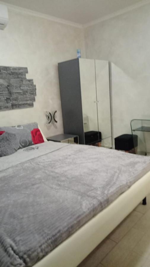 Rosilienza Suites Private Spa, Patio Garden Free Trasfer To & From Airport Ф'юмічіно Екстер'єр фото