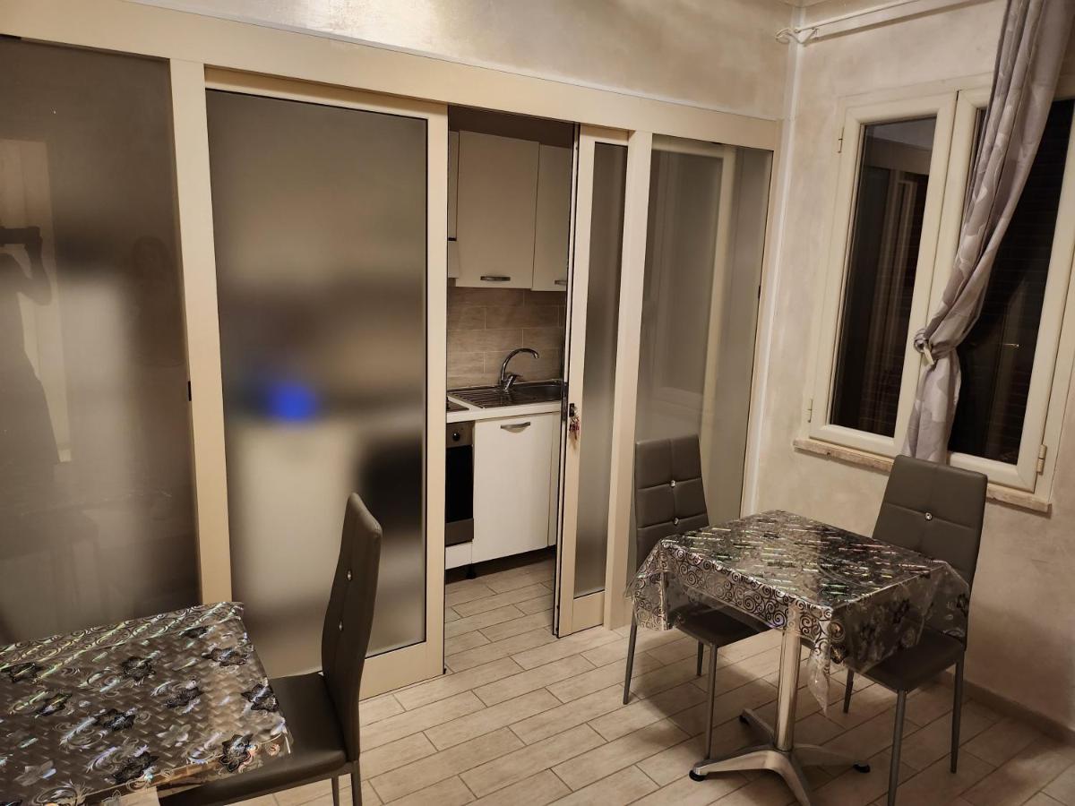 Rosilienza Suites Private Spa, Patio Garden Free Trasfer To & From Airport Ф'юмічіно Екстер'єр фото
